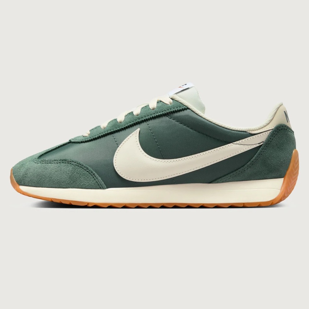 Nike Pacific - Vintage Green/Pale Ivory-Gum Light Brown